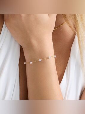 🌙 C1307 EVRY Jewels 14K plated pearl lovergirl bracelet